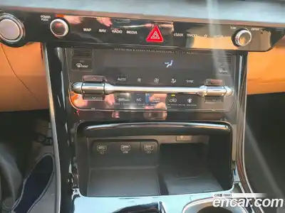 Kia Canival 2023 3.5 гидро в Москве № 2050841, миниатюра 12