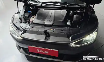 Kia EV6 2022 0.1 гидро в Москве № 2050859, миниатюра 6