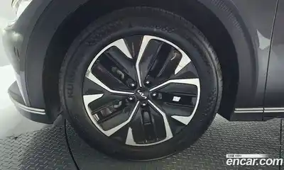 Kia EV6 2022 0.1 гидро в Москве № 2050859, миниатюра 7