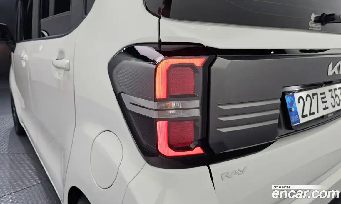 Kia Ray 2024 1.0 гидро в Москве № 2050871, фото 9