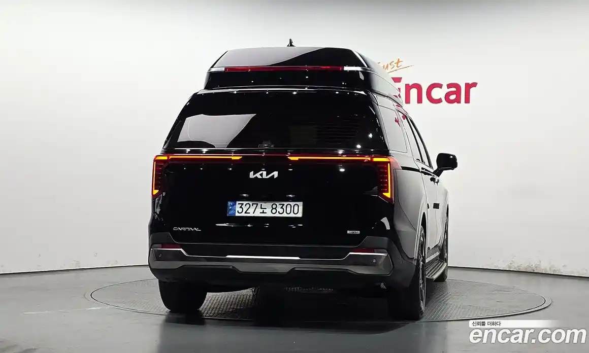 Kia Canival 2024 1.6 гидро в Москве № 2050917, фото 4