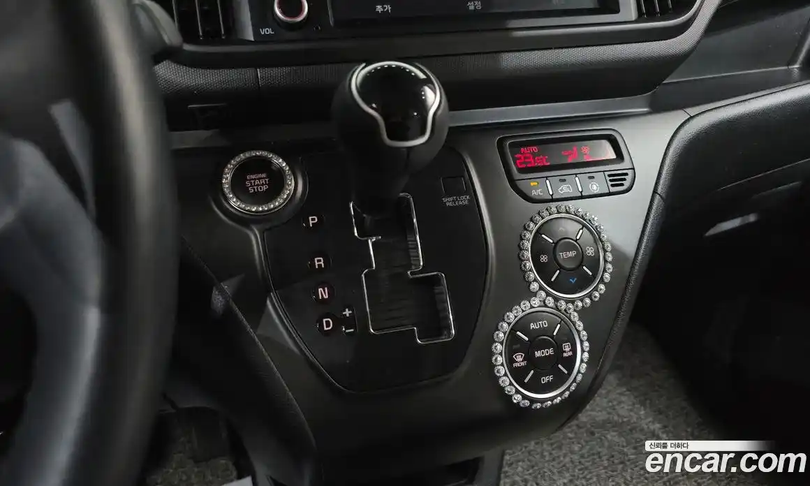 Kia Ray 2024 1.0 гидро в Москве № 2050962, фото 9