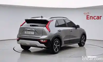 Kia Niro 2024 1.6 гидро в Москве № 2050980, миниатюра 2