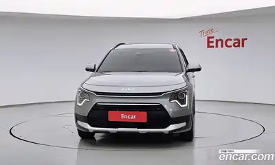 Kia Niro 2024 1.6 гидро в Москве № 2050980, миниатюра 3