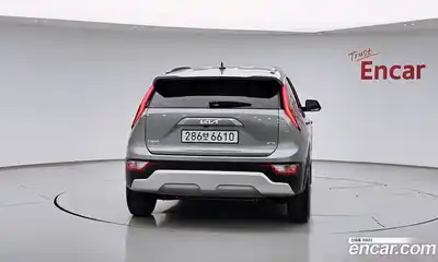 Kia Niro 2024 1.6 гидро в Москве № 2050980, миниатюра 4