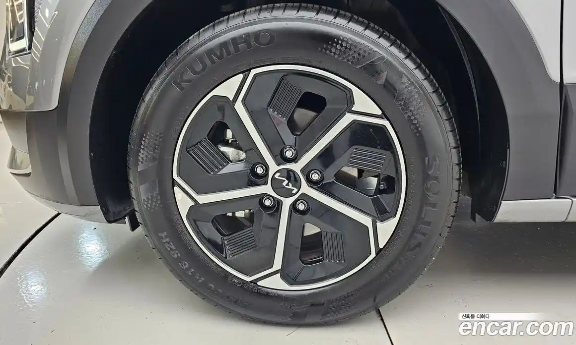 Kia Niro 2024 1.6 гидро в Москве № 2050980, фото 5