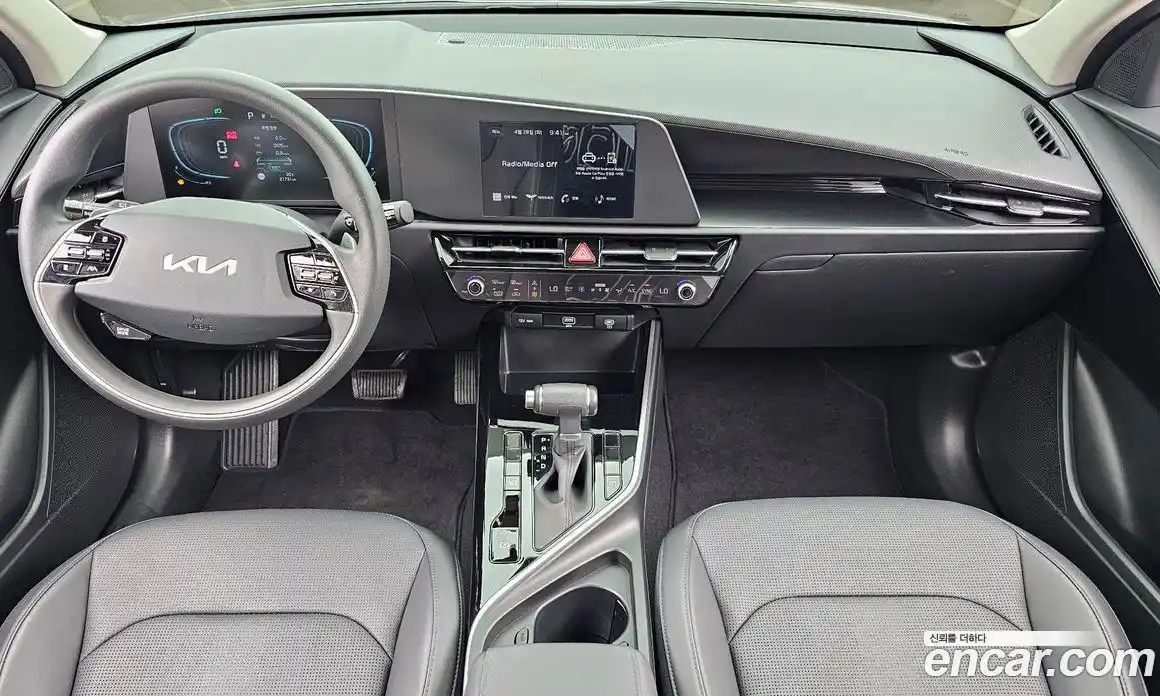 Kia Niro 2024 1.6 гидро в Москве № 2050980, фото 7