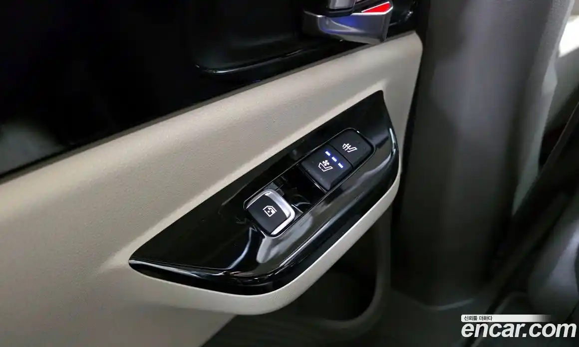 Kia Canival 2022 3.5 гидро в Москве № 2051043, фото 24