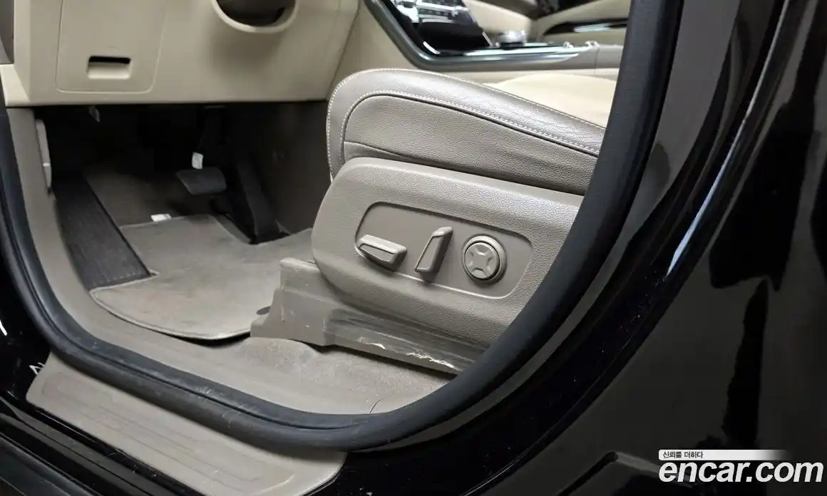 Kia Canival 2022 3.5 гидро в Москве № 2051043, фото 32