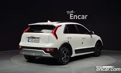 Kia Niro 2023 1.6 гидро в Москве № 2051124, миниатюра 2