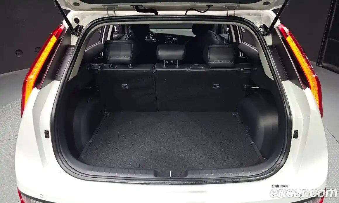 Kia Niro 2023 1.6 гидро в Москве № 2051124, фото 26