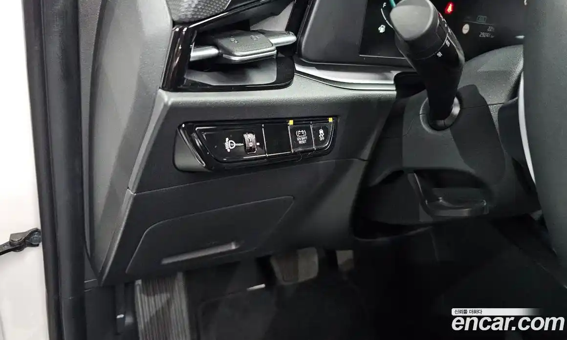 Kia Niro 2023 1.6 гидро в Москве № 2051124, фото 30
