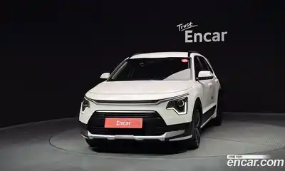 Kia Niro 2023 1.6 гидро в Москве № 2051124, миниатюра 3