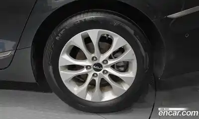 Kia K8 2024 2.5 гидро в Москве № 2051159, миниатюра 7