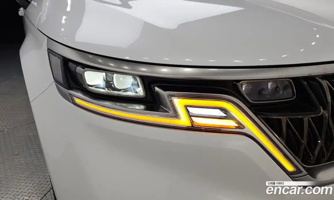 Kia Canival 2022 3.5 гидро в Москве № 2051162, фото 7