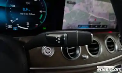 Mercedes-Benz E-Class 2021 2.0 гидро в Москве № 2051759, миниатюра 12