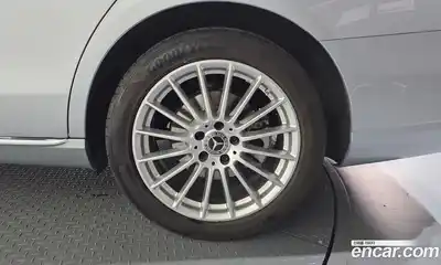Mercedes-Benz E-Class 2021 2.0 гидро в Москве № 2051759, миниатюра 7