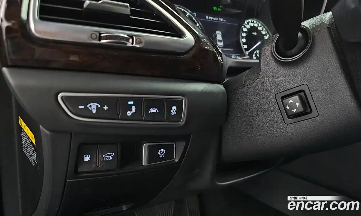 Genesis G90 2019 3.8 гидро в Москве № 2051882, фото 26