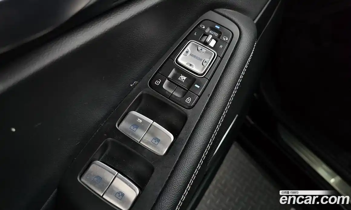 Genesis G90 2019 3.8 гидро в Москве № 2051882, фото 28