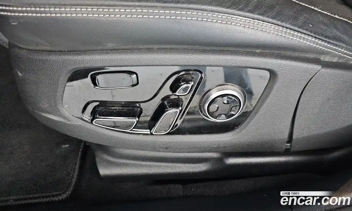 Genesis G90 2019 3.8 гидро в Москве № 2051882, фото 29