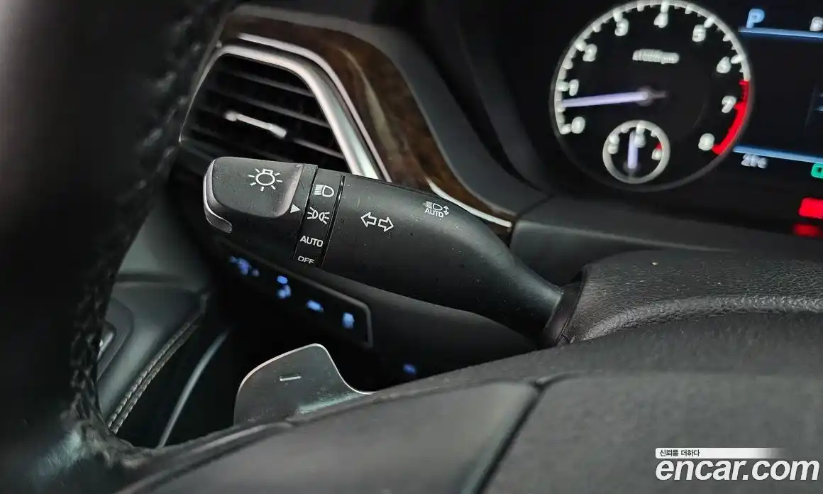 Genesis G90 2019 3.8 гидро в Москве № 2051882, фото 40
