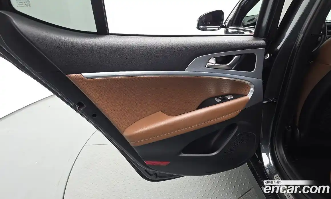 Genesis G70 2019 2.0 гидро в Москве № 2051916, фото 14