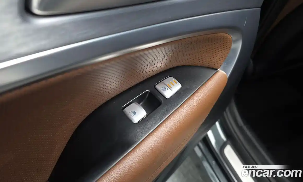 Genesis G70 2019 2.0 гидро в Москве № 2051916, фото 24