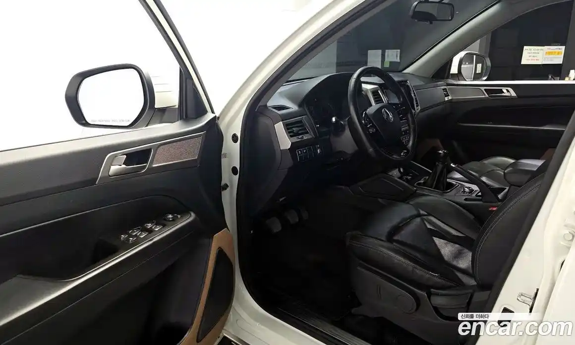 SsangYong Rexton 2018 2.2 механика в Москве № 2052266, фото 10
