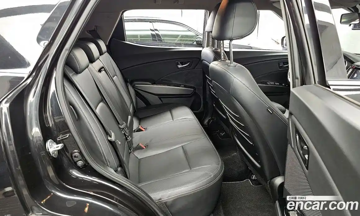 SsangYong TIBOLI 2017 1.6 гидро в Москве № 2052452, фото 18