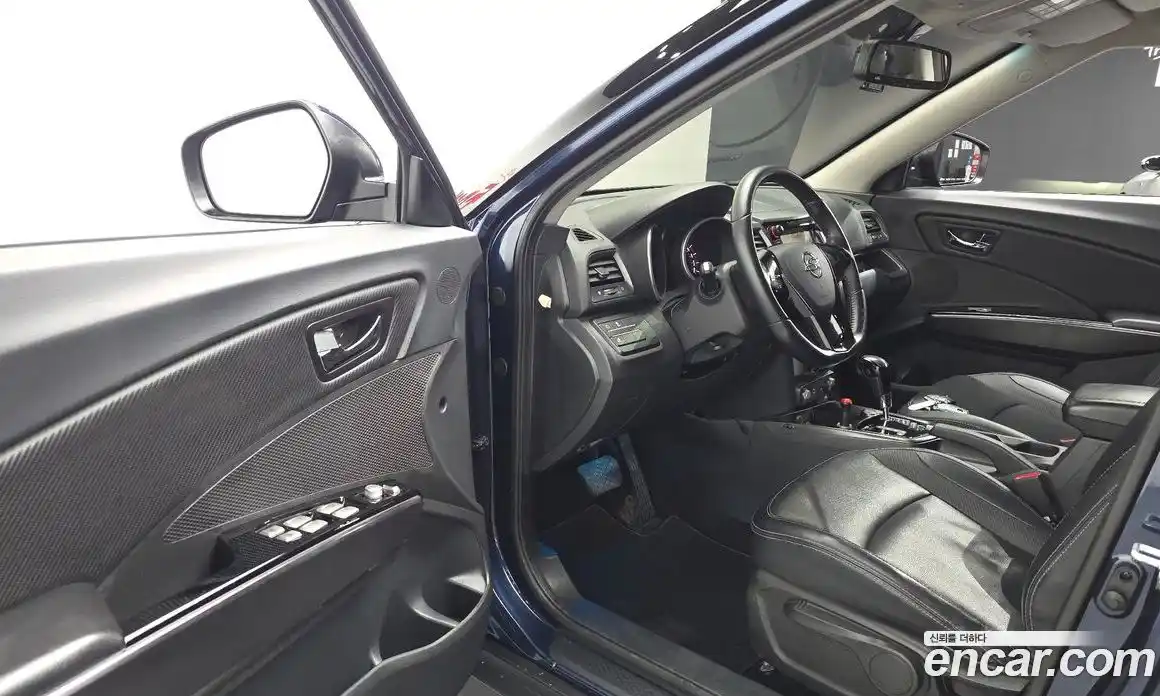 SsangYong TIBOLI 2017 1.6 гидро в Москве № 2052588, фото 17