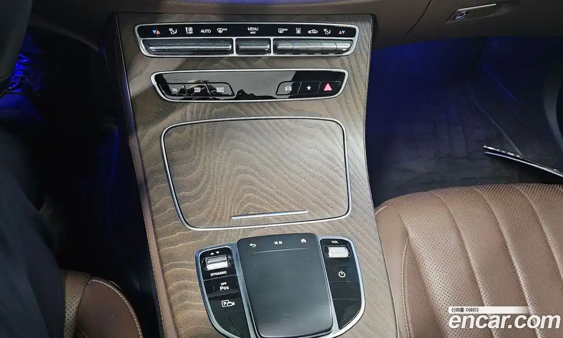 Mercedes-Benz E-Class 2023 2.0 гидро в Москве № 2052664, фото 11