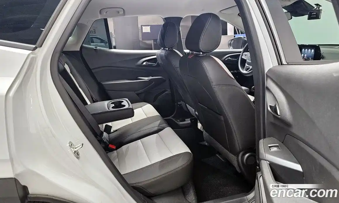 Chevrolet Trax 2024 1.2 гидро в Москве № 2052901, фото 17