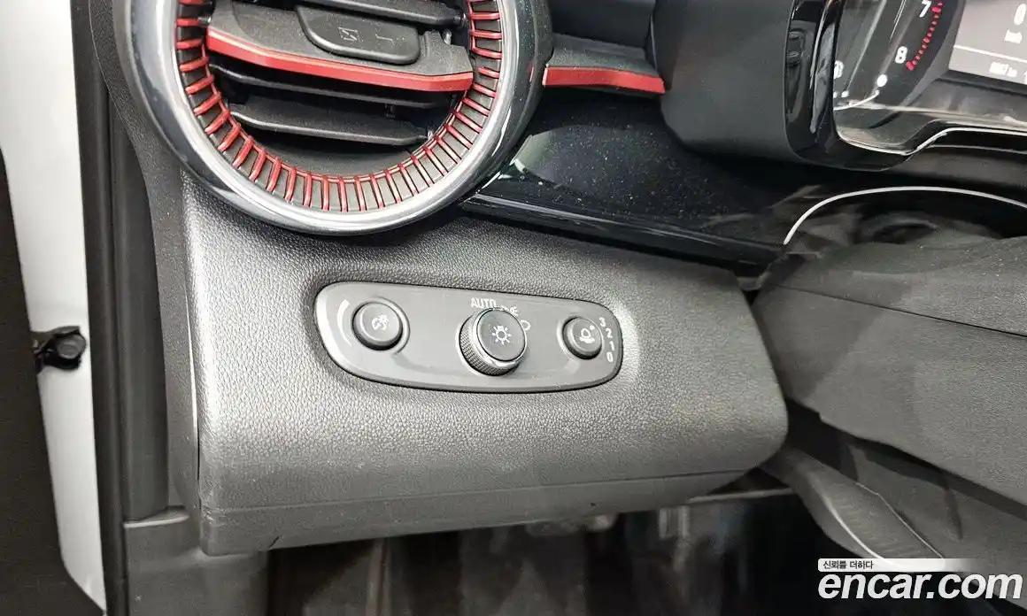 Chevrolet Trax 2024 1.2 гидро в Москве № 2052901, фото 23