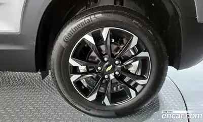Chevrolet TrailBlazer 2022 1.3 гидро в Москве № 2052926, миниатюра 7