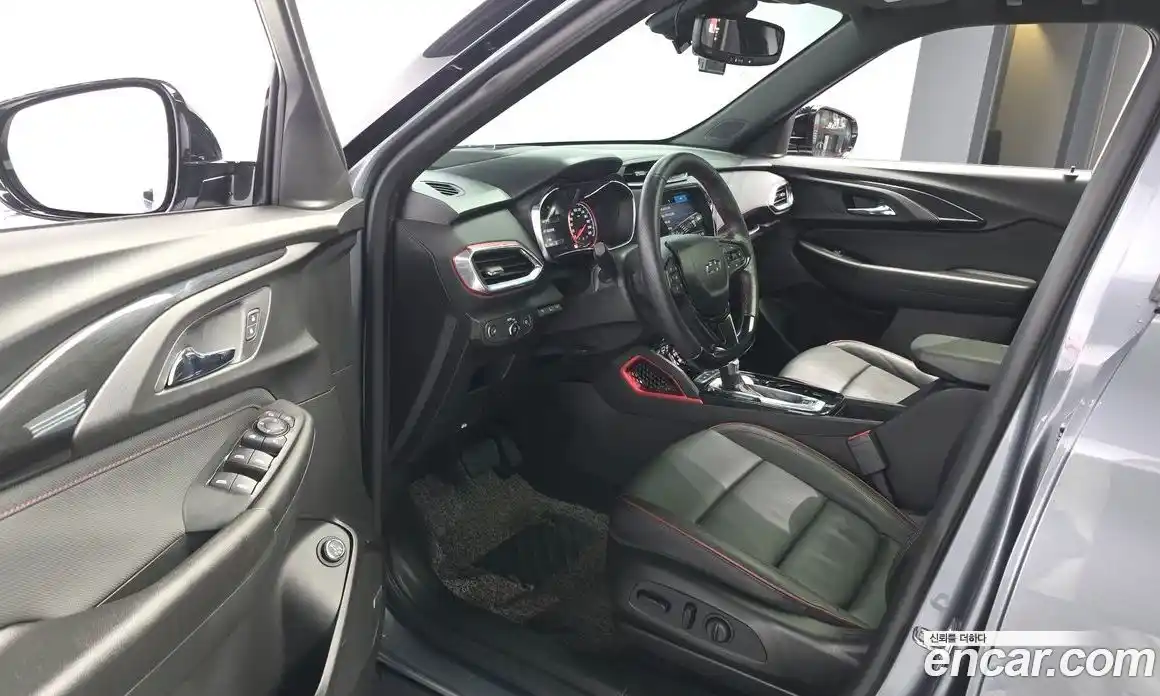Chevrolet TrailBlazer 2020 1.3 гидро в Москве № 2053036, фото 13