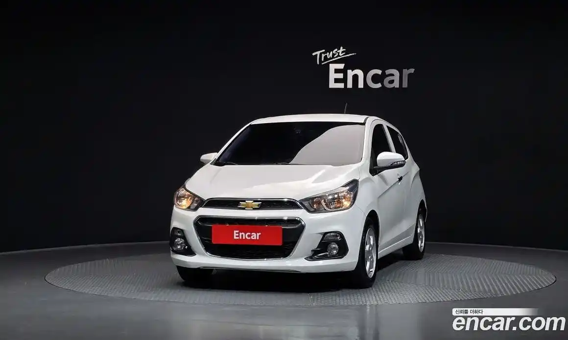 Chevrolet Spark 2017 1.0 гидро в Москве № 2053096, фото 3