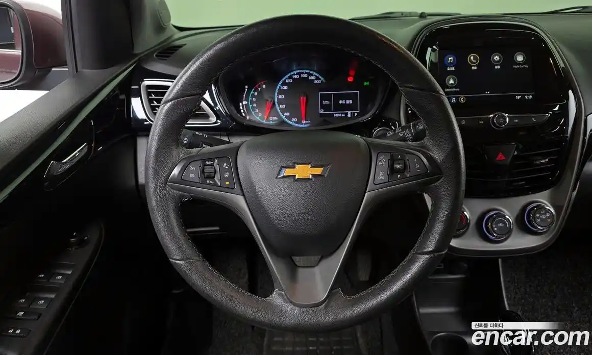 Chevrolet Spark 2020 1.0 гидро в Москве № 2053133, фото 18