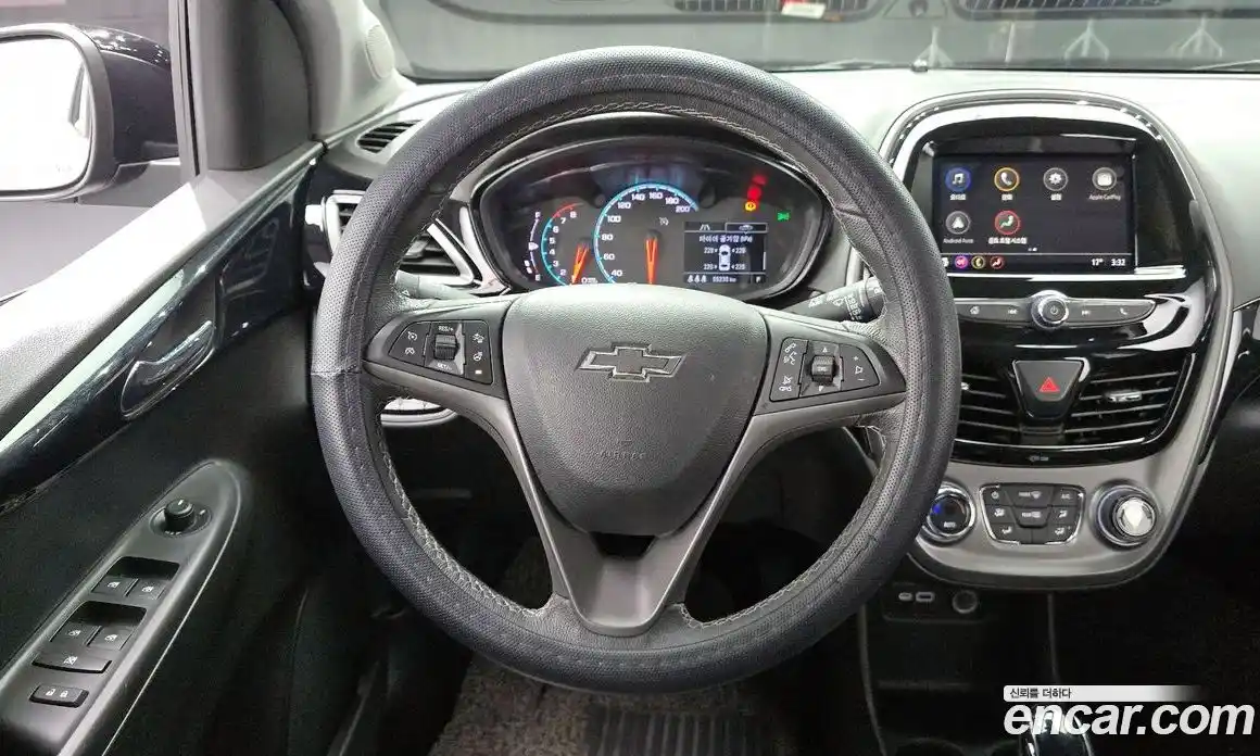 Chevrolet Spark 2020 1.0 гидро в Москве № 2053165, фото 19