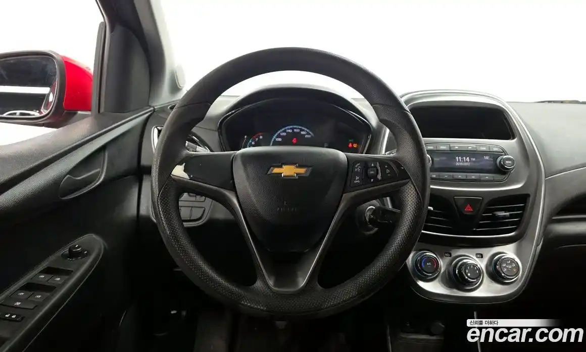Chevrolet Spark 2015 1.0 гидро в Москве № 2053205, фото 12