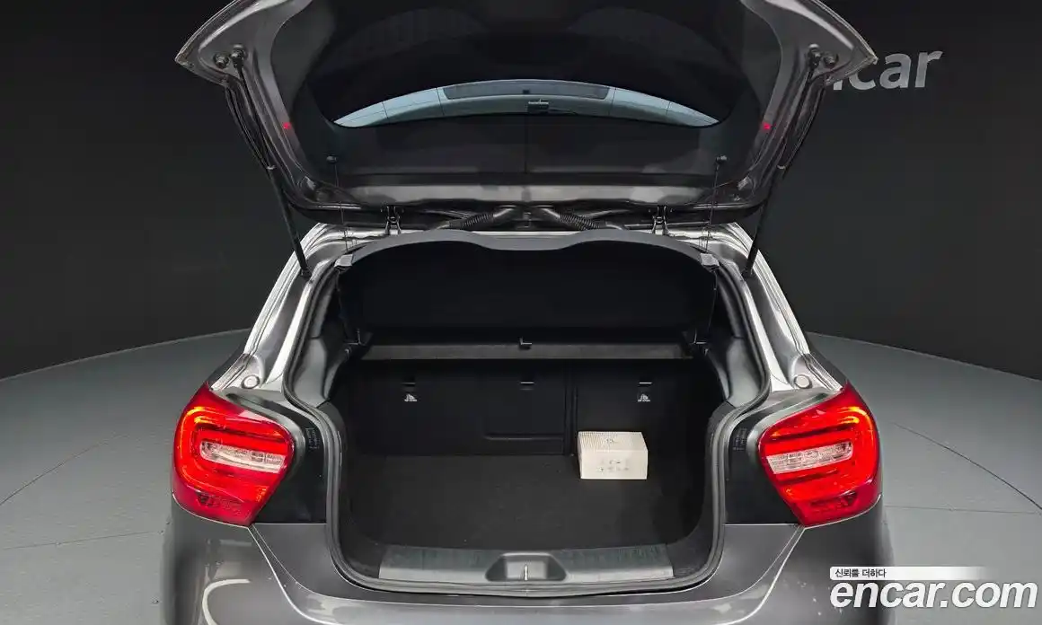 Mercedes-Benz A-Class 2015 1.5 гидро в Москве № 2053372, фото 20