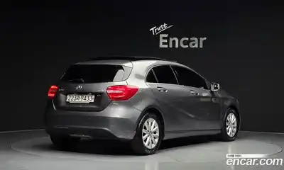 Mercedes-Benz A-Class 2015 1.5 гидро в Москве № 2053372, миниатюра 2