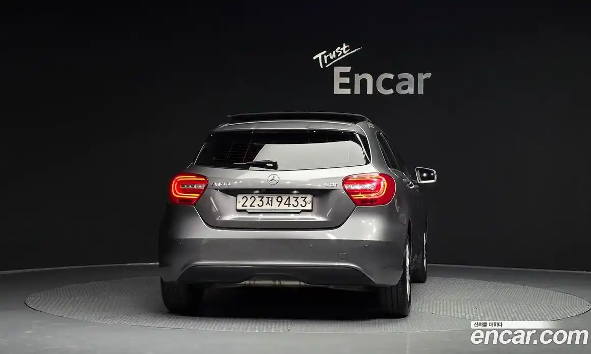 Mercedes-Benz A-Class 2015 1.5 гидро в Москве № 2053372, фото 4