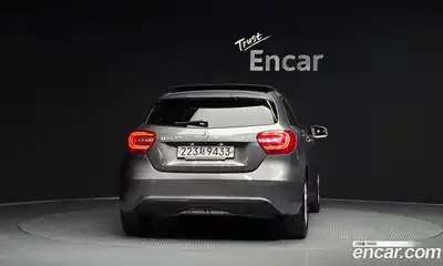 Mercedes-Benz A-Class 2015 1.5 гидро в Москве № 2053372, миниатюра 4