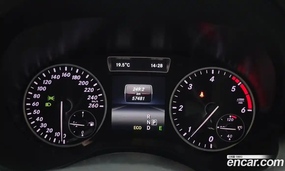Mercedes-Benz A-Class 2015 1.5 гидро в Москве № 2053372, фото 8