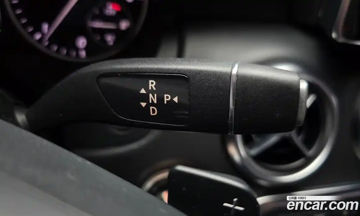 Mercedes-Benz A-Class 2015 1.5 гидро в Москве № 2053372, фото 9