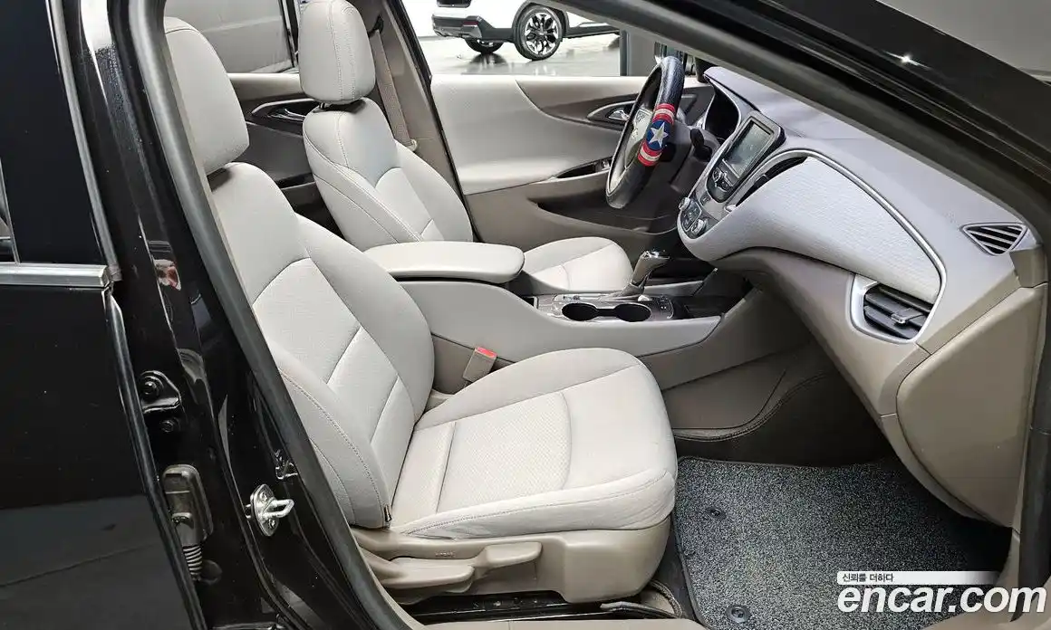 Chevrolet Malibu 2017 1.5 гидро в Москве № 2053386, фото 13