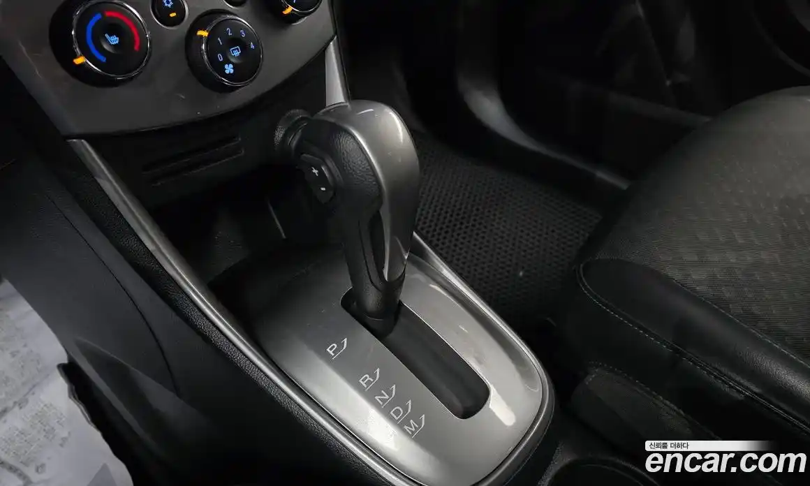 Chevrolet Trax 2014 1.4 гидро в Москве № 2053501, фото 9