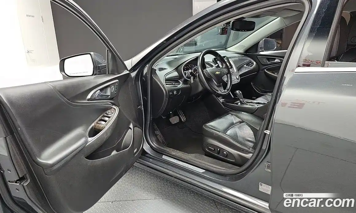 Chevrolet Malibu 2016 1.5 гидро в Москве № 2053588, фото 13