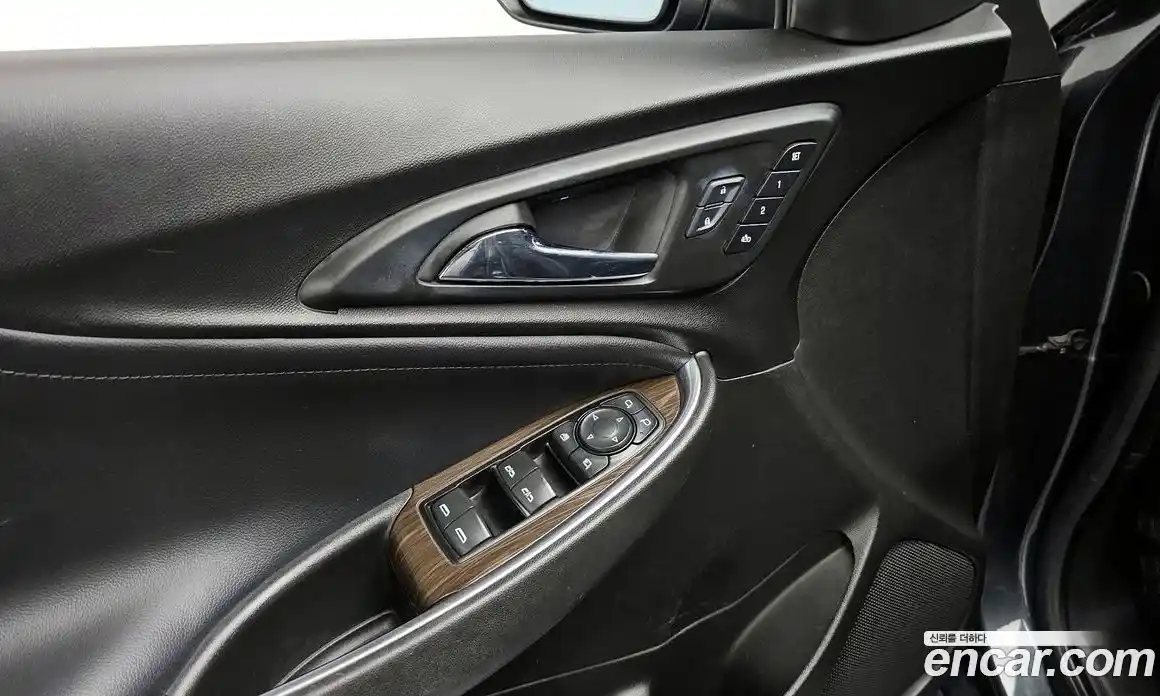 Chevrolet Malibu 2016 1.5 гидро в Москве № 2053588, фото 25