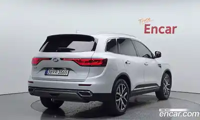 Renault QM6 2022 2.0 гидро в Москве № 2053926, миниатюра 2